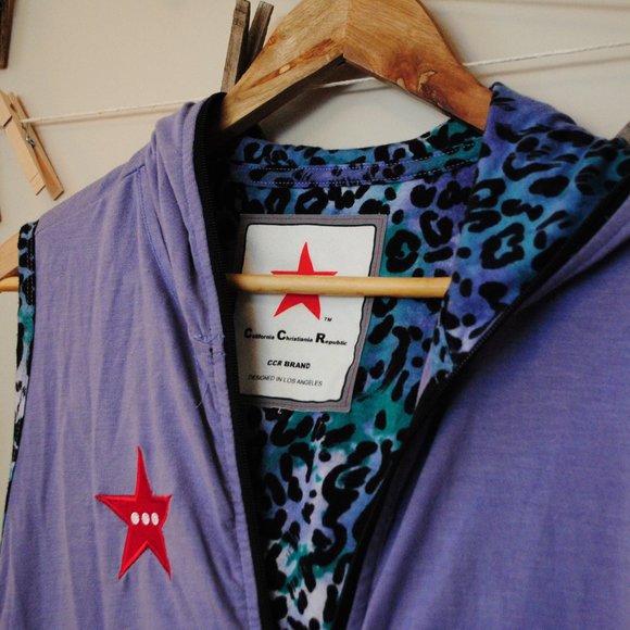 Unique Hooded Lavender Romper - Picture 3 of 12